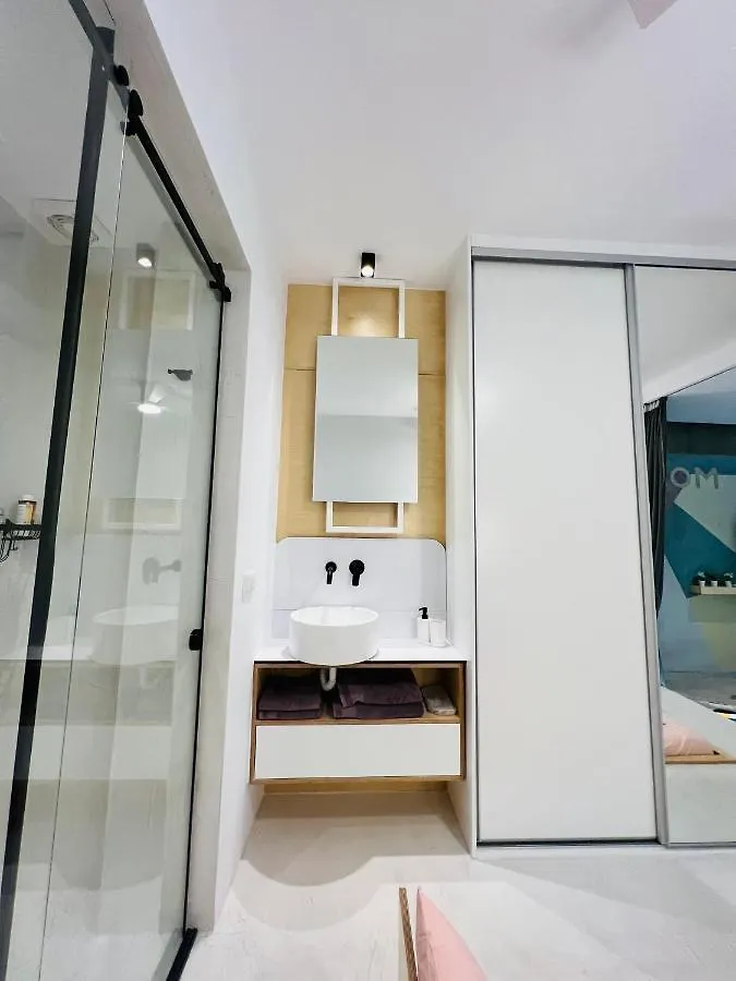 Bright And Modern Studio Thessaloniki Downtown ギリシャ